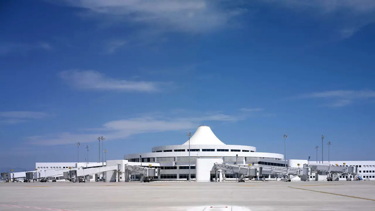 EasyJet AYT Terminal – Antalya Airport