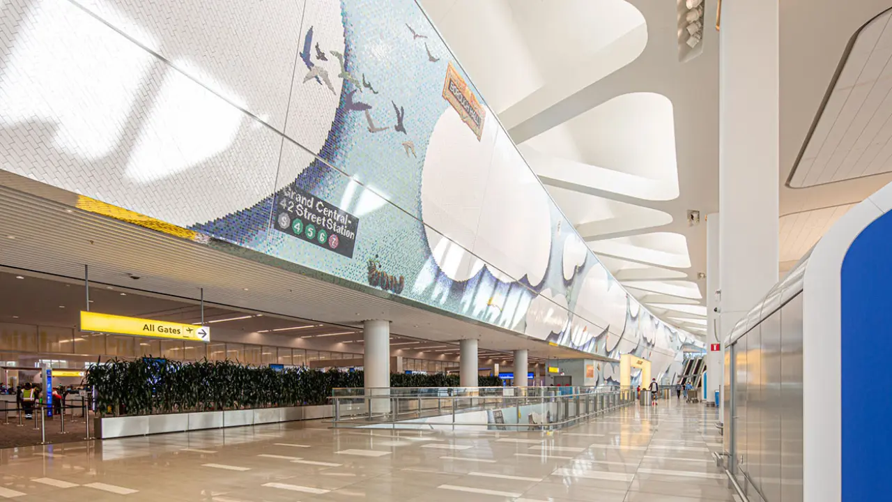 EasyJet LGA Terminal – LaGuardia Airport