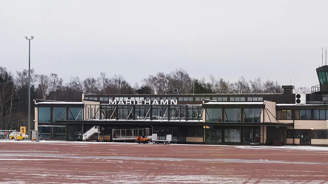 Finnair MHQ Terminal – Mariehamn Airport